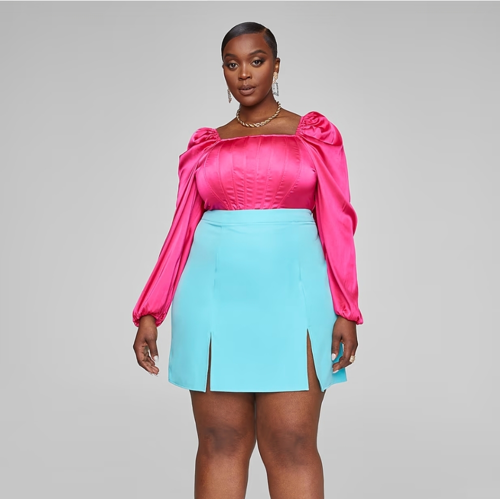 - BNIB Fashion to Figure teal blue suiting skirt, size 4x
